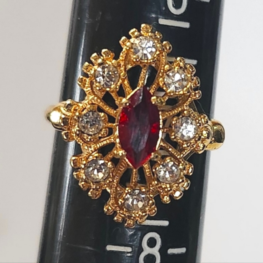 Vtg CCi Gold Plated Swarovski Crystal Cocktail Ring Size 7